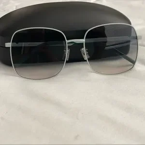Kenzo | Accessories | Kenzo Square Gradient Sunglasses  display picture 3